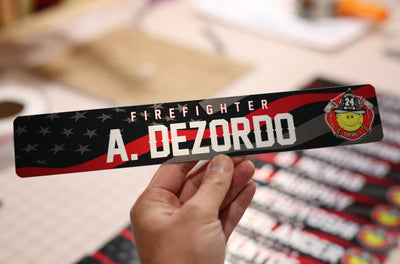 LOCKER PLATE: THIN-LINE AMERICAN-FLAG/LOGO